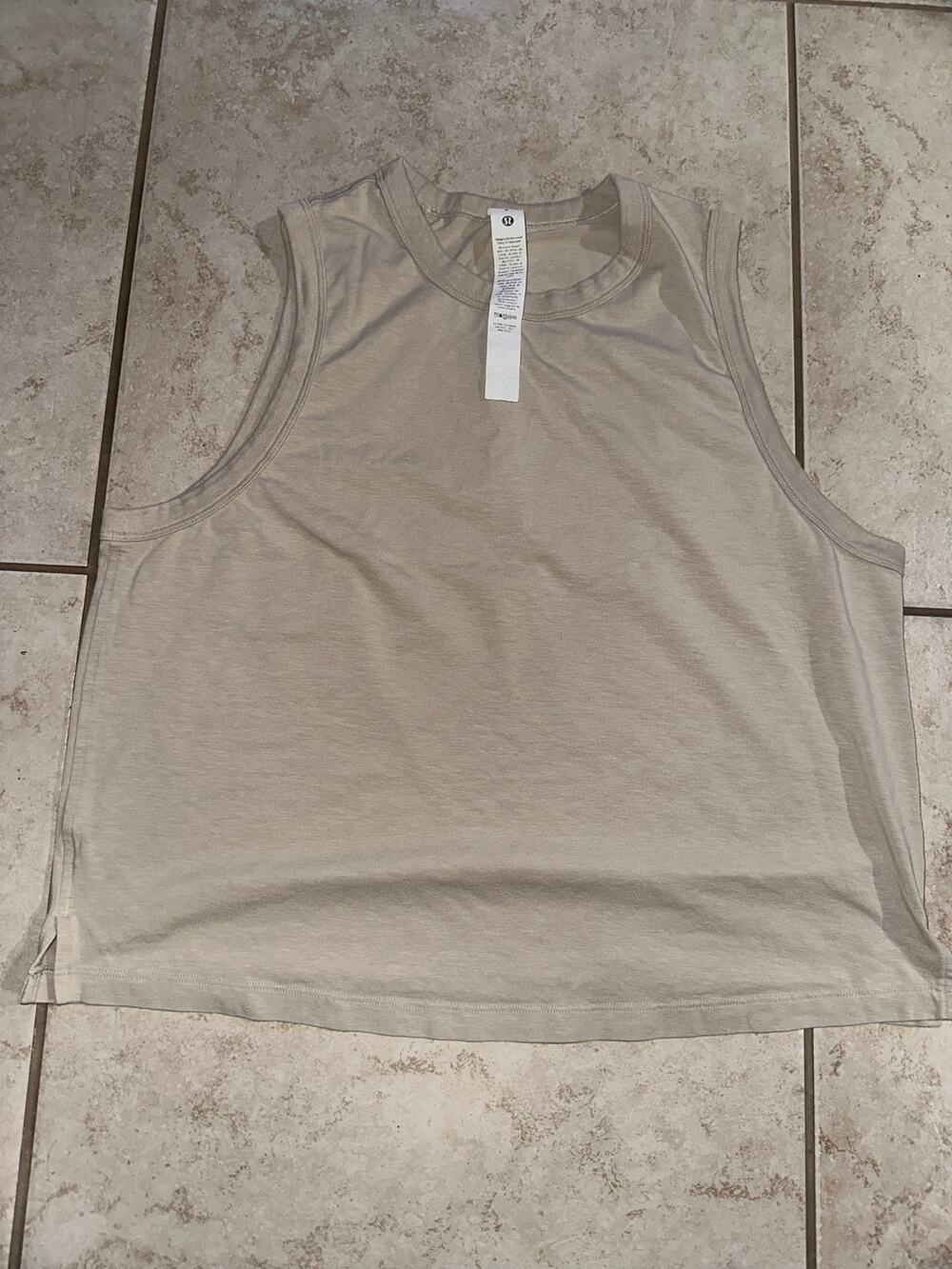 Lululemon Beige Taupe Sleeveless Muscle Tank Top Size 8